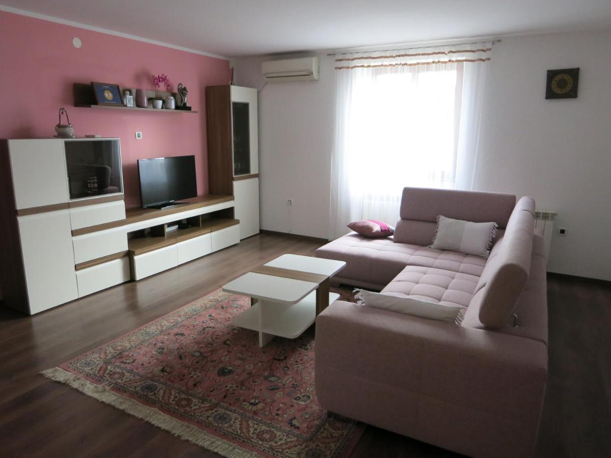 Apartma Kapitanovse Ajdovščina Exteriör bild